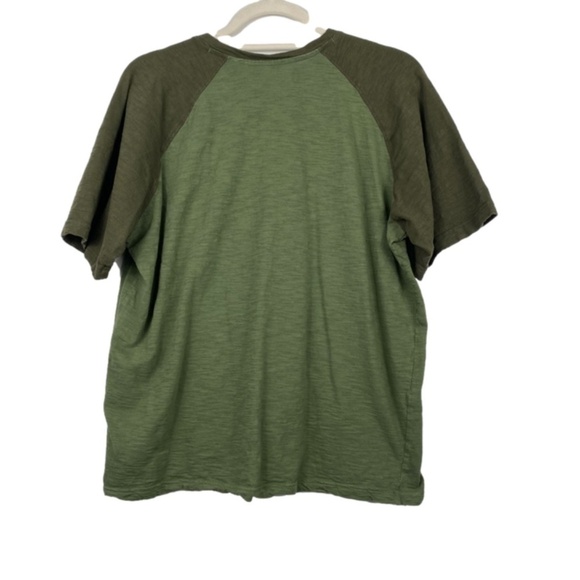 COLUMBIA and Eddie Bauer green t-shirt bundle size large henley style - Picture 4 of 9
